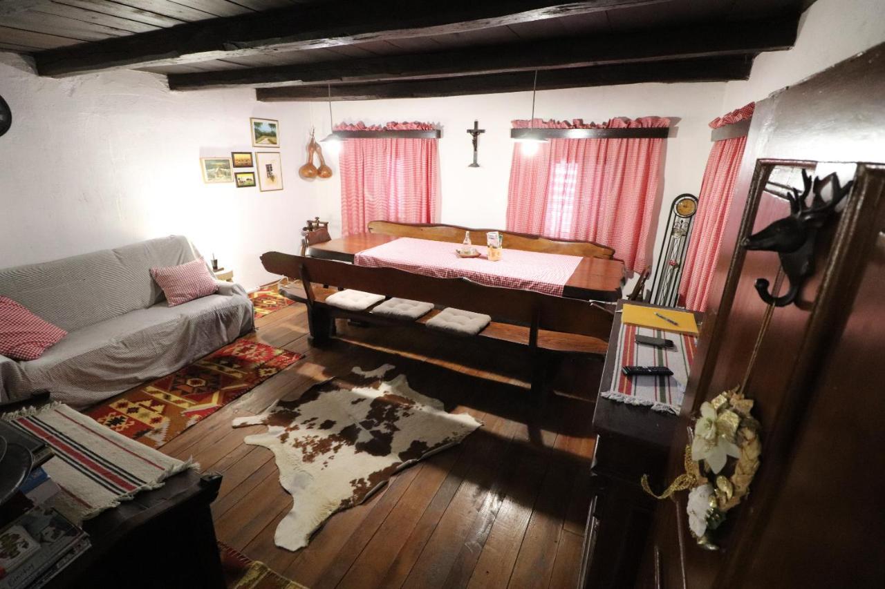Villa Pepeljuga Kuca Za Odmor Vizovlje Esterno foto