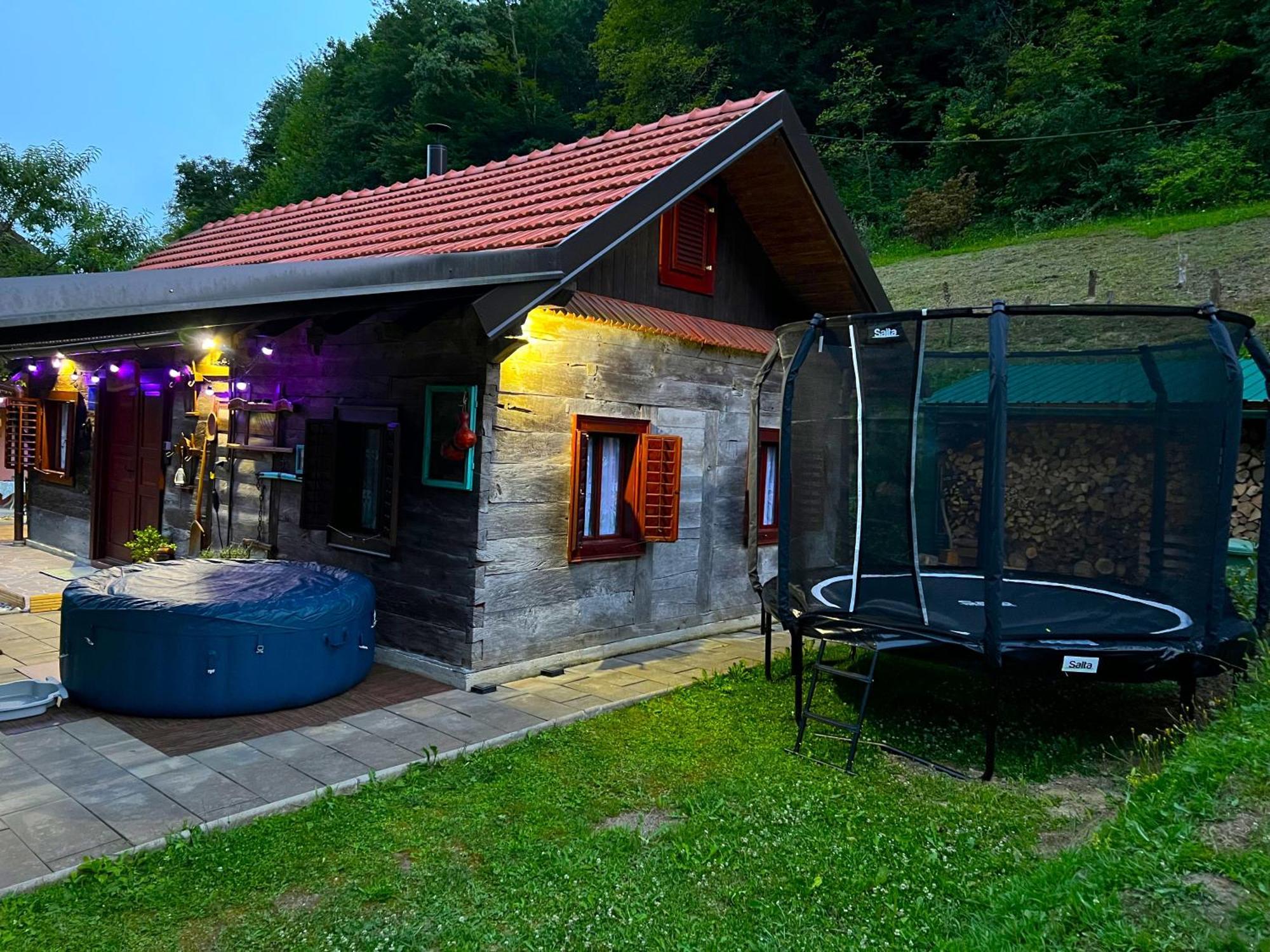 Villa Pepeljuga Kuca Za Odmor Vizovlje Esterno foto